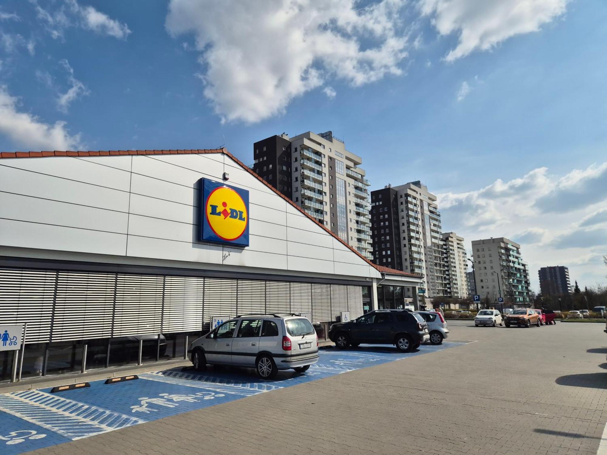 W Chmurach- 15 Pietro Osiedle Tysiaclecia- Parking W Hali Garazowej, Wielki Taras Z Lezakami I Widokiem Na Zachod Slonca Apartment Katowice